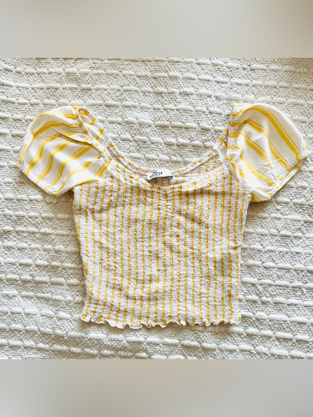 Hollister Yellow & White Smocked Stripe Puff-Sleeve Crop Top - Picture 2 of 7